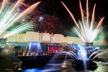 Закрытие фонтанов в Петергофе 2017. Салют Закрытие фонтанов в Петергофе 2017. Салют