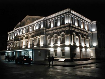 Вистава ЕДІТ ПІАФ. ЖИТТЯ В КРЕДИТ. Театр ім. Івана Франка Вистава ЕДІТ ПІАФ. ЖИТТЯ В КРЕДИТ. Театр ім. Івана Франка