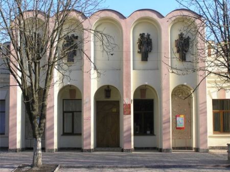 ЗАЄЦЬ, ЛИСИЦЯ ТА ПІВЕНЬ. Херсонський обласний театр ляльок ЗАЄЦЬ, ЛИСИЦЯ ТА ПІВЕНЬ. Херсонський обласний театр ляльок